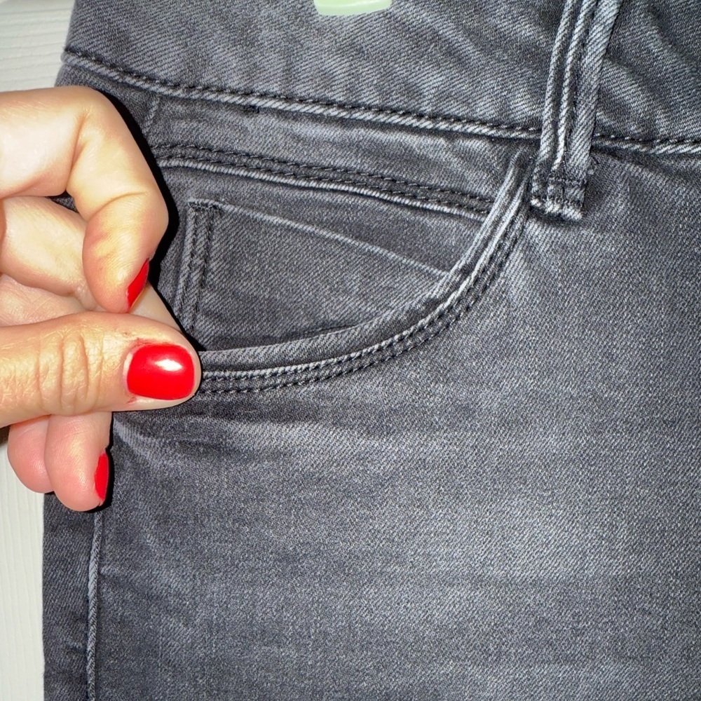 Democracy black jeans • Women’s size 6 - Picture 4 of 6